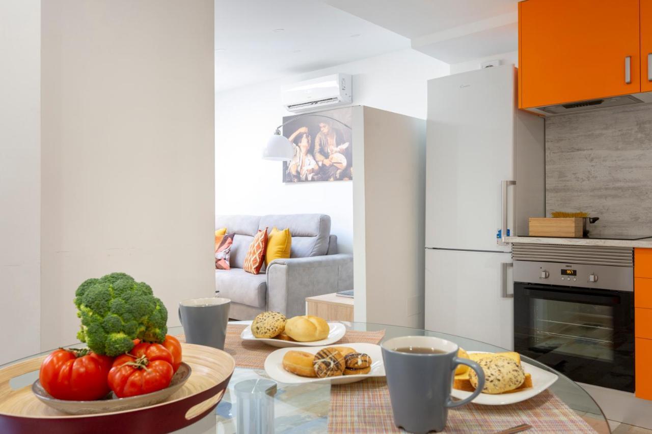 Apartamentos Ejemplares Alcala de Henares Luaran gambar