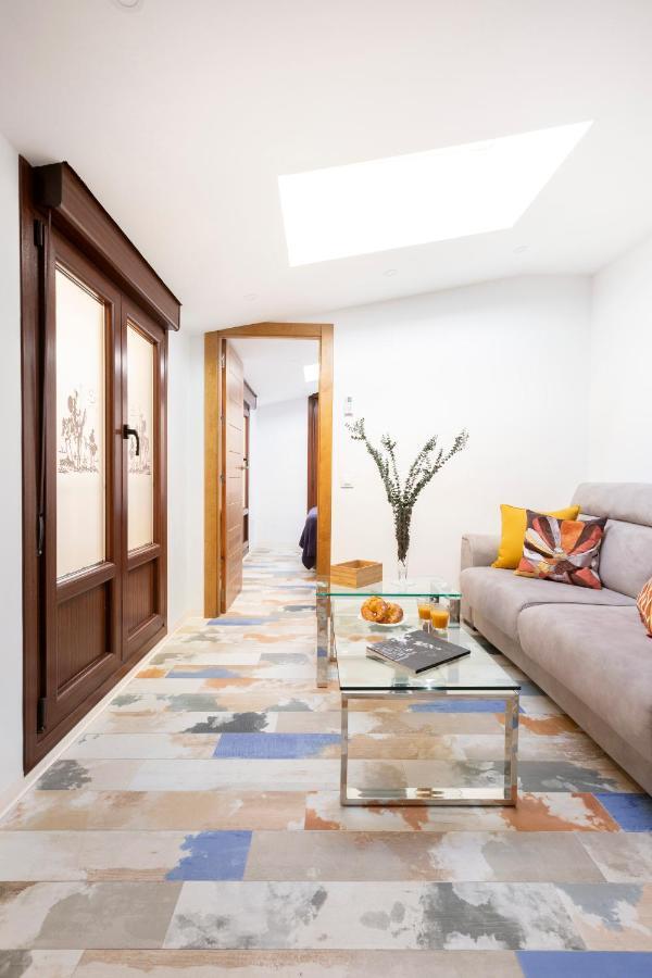Apartamentos Ejemplares Alcala de Henares Luaran gambar
