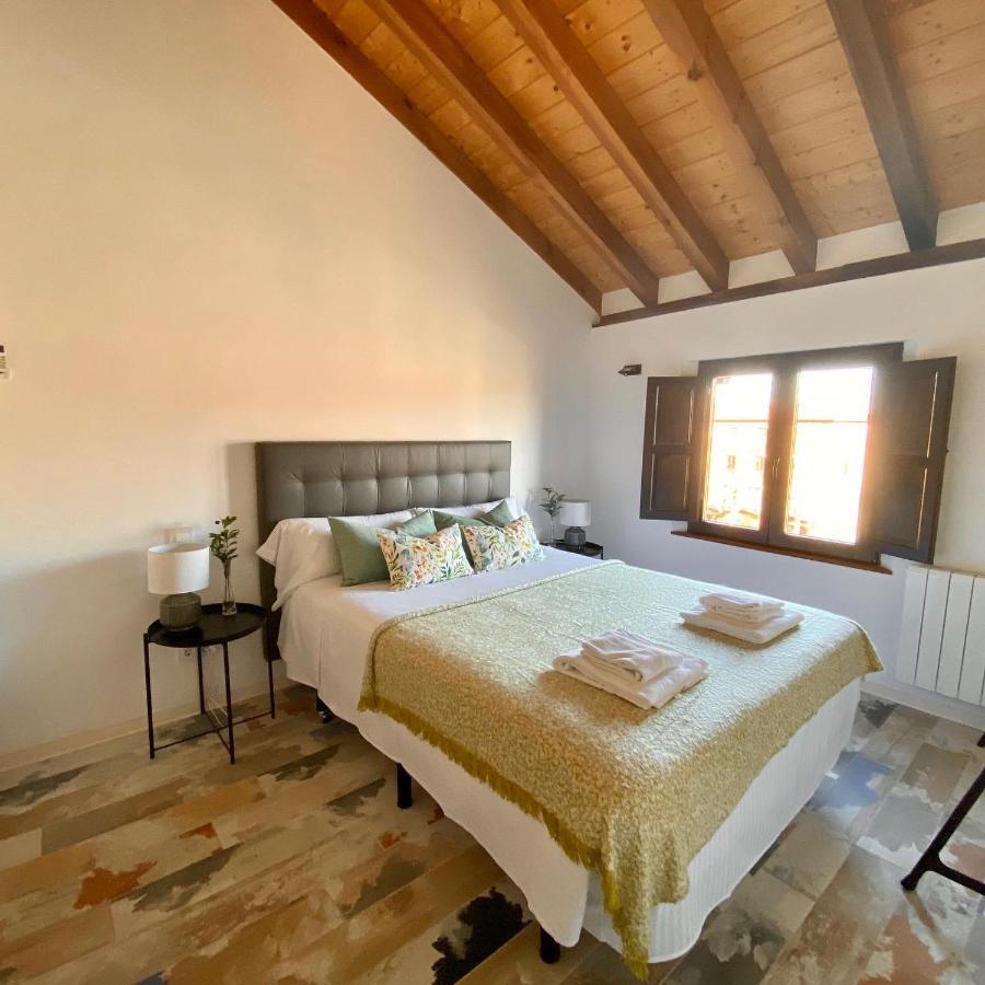 Apartamentos Ejemplares Alcala de Henares Luaran gambar